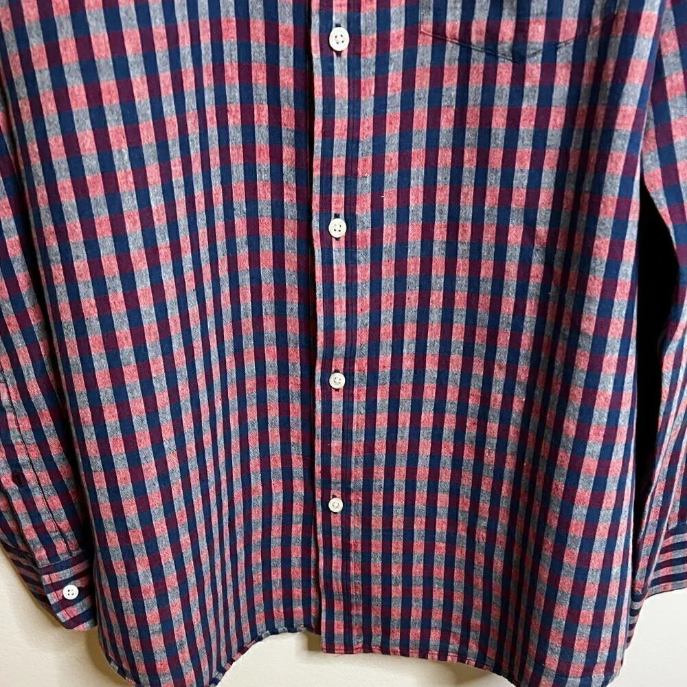 Banana Republic Linen Standard Fit Men's XL Button Down Red Checkered